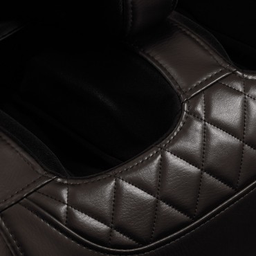Fauteuil de massage Sakura Classic 305 marron — gros plan assise