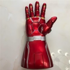 Świecąca rękawica Iron Mana z filmu Avengers: Koniec gry 36 cm