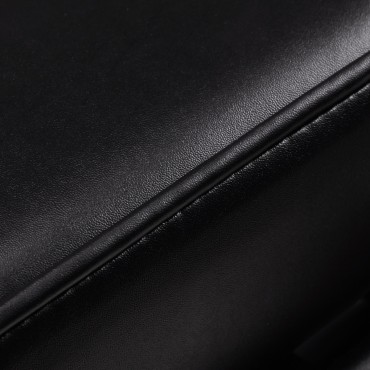 Cadeira cosmética elétrica SILLON Lux 273b 3 motores + banco AM-304 preto — close-up da superfície