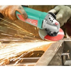 Grinder angolare Hychika UK6813-125 1200 W, 10000 giri / min, 125 mm, utilizzato