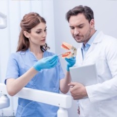 Čeľusť model s odnímateľnými zubami Faruijie Dental Typodon a mäkkých ďasien, aby ste sa učili pre študentov