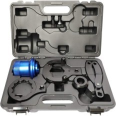 Um conjunto de ferramentas para remover um mecanismo diferencial da ponte traseira Zktool