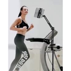 Stand da pavimento per tablet Blueusuuk con angolo di altezza regolabile, utilizzato