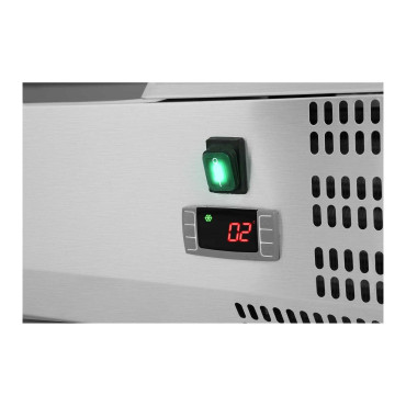 Hladilnik s steklenim pokrovom 3x GN1 / 3 in 1x GN1 / 2 120cm