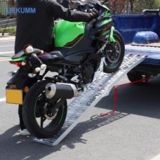 Skládací rampa pro SUVS LIEKMM AR07, 90 '', 750 liber