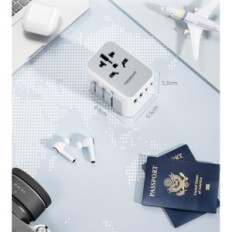 Universal Tessan 6330 adapter reisimiseks 2 USB ja 2 USB C
