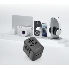 Universal Reiseadapter Tessan 633fc, 3 USB und 1 USB C, 2500 W, schwarz
