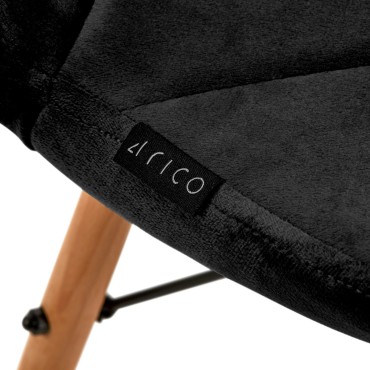 Cadeira estética 4Rico QS-186 veludo preto — close-up da etiqueta