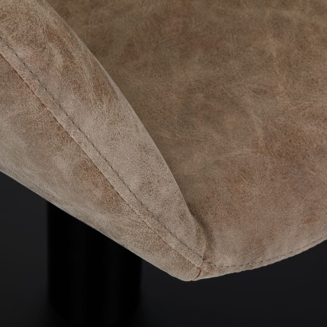 Hairdressing chair Gabbiano Morena old Brown — close-up of the seat