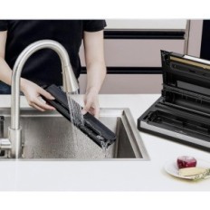 Begagnad vakuumsvetsare Froska v9 15 l / min Automatisk matförpackningsanordning med filmskärning