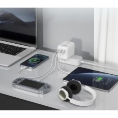 Tessan 635FC-sovitin, 2,4A / 12W, 3A / 15W, valkoinen