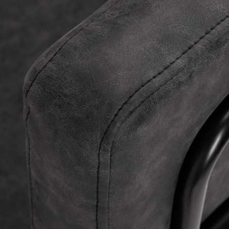 Fauteuil de coiffure Gabbiano Katania Loft Old Leather en cuir synthétique noir — gros plan accoudoir