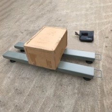 Peso industriale di Katsu 3 tonnellate, pallet e magazzino, con indicatore