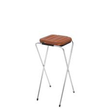 Stand Lidar com sacos de 120L para bio segregação de lixo e resíduos marrons