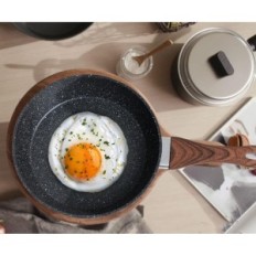 Kjøkken Academy Dishes med non-stick belegg - 15 stk.