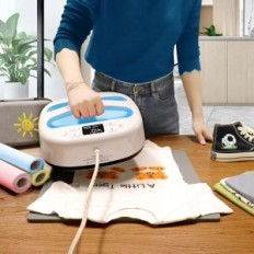 CALLOGY Ironing machine, 25x25 cm, 1300W, fast heating