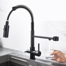 Küchenbatterie-Plushen 01 mit einem wasseratmungsaktiven Wassertunnel, verwendet