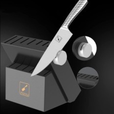 Un set di coltelli da cucina, 14 elementi, nero