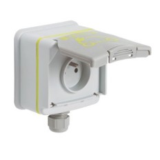 Zásuvka pro elektrické vozidlo Legrand, IP66, IK08, 16A, 230 V